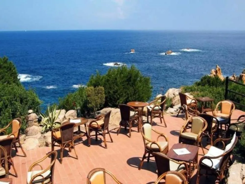 Hotel Costa Paradiso 4*,
